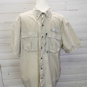 Tan and white checkered men's fishing style shirt